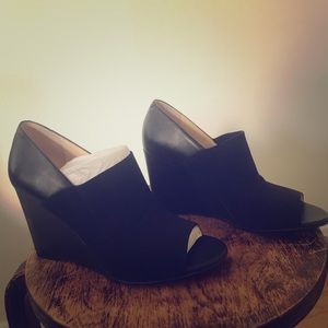 Karl Lagerfeld Like New